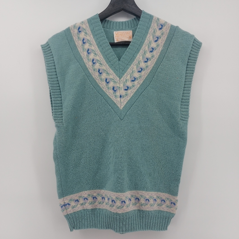 Pendleton knit vest  100% vergin wool Size Medium